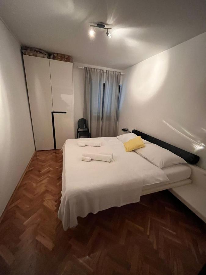 Apartman A7 Njivice Exterior foto
